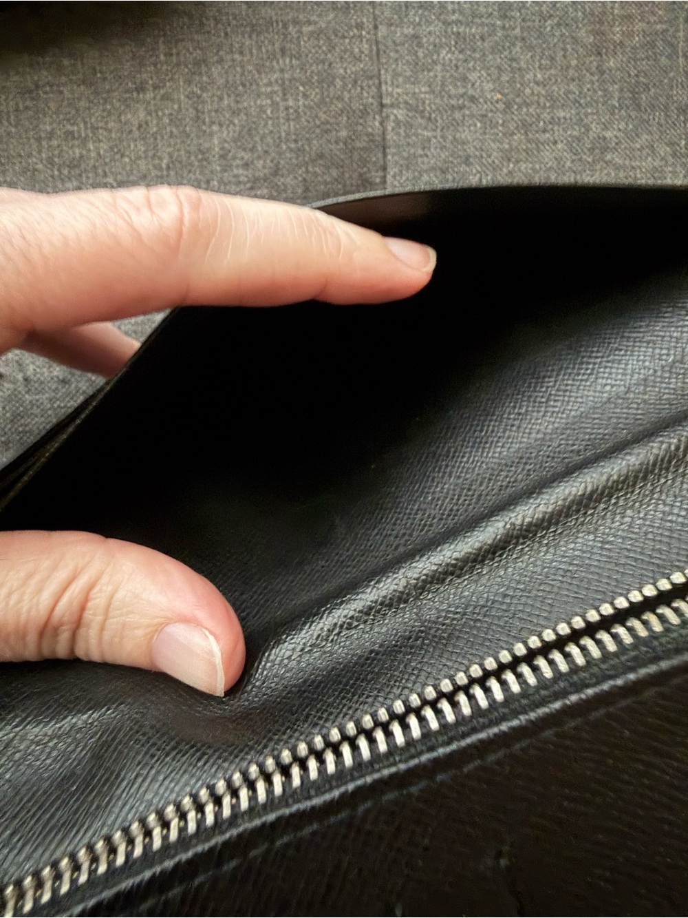 Louis Vuitton Black Damier Check Wallet - Picture 7 of 14